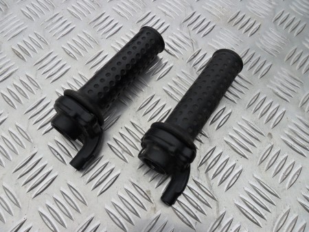 Piaggio Zipp gáz kar